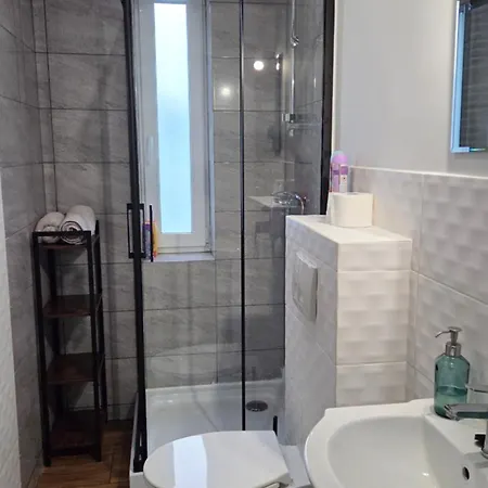 5 Minut Od Parku Zamkowego Apartman